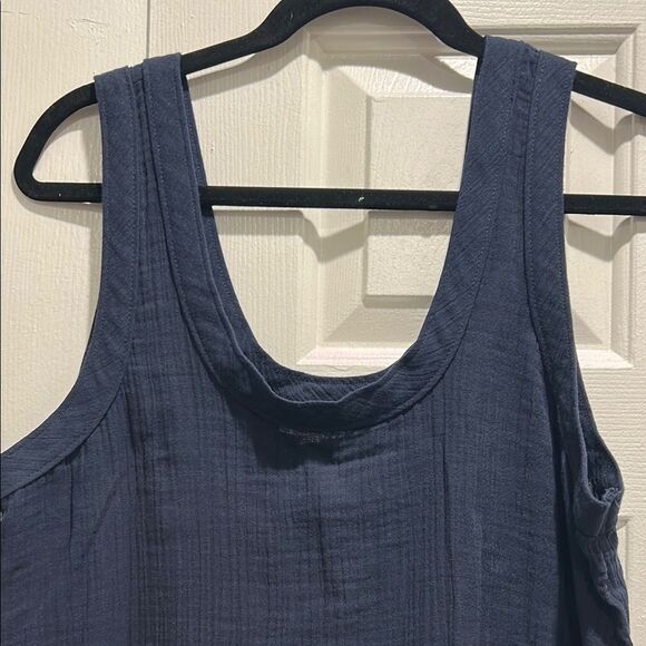 LOFT Blue Sleeveless Tank Top - Picture 2 of 8